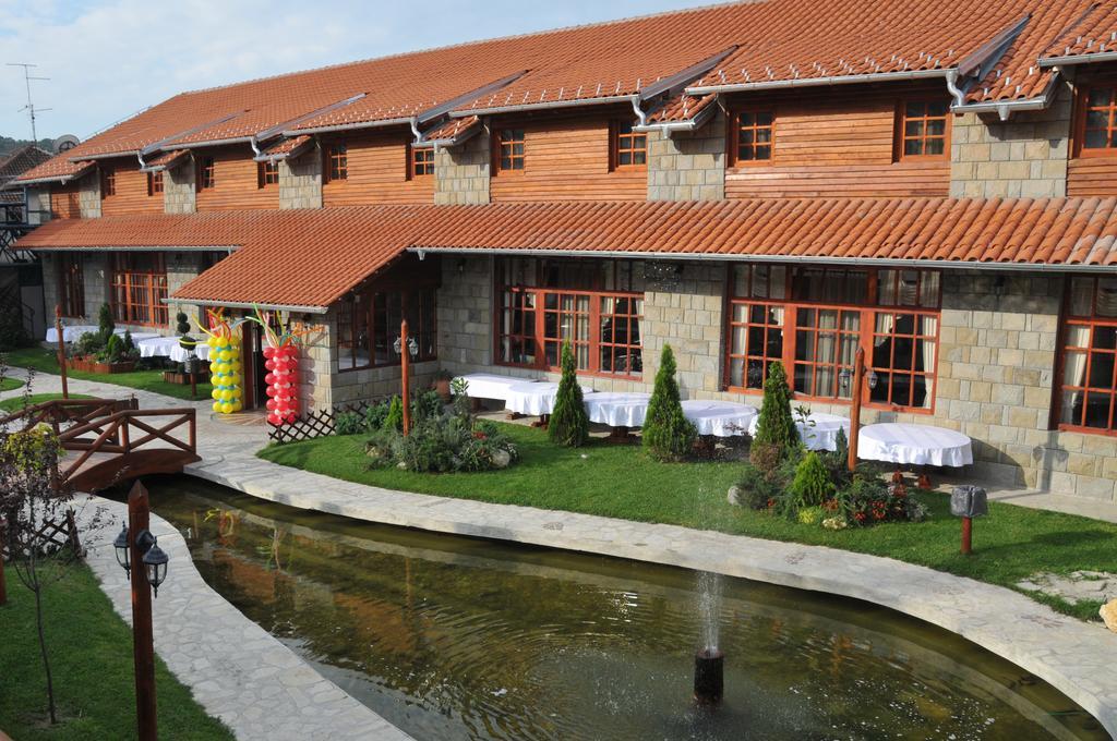 Hotel Centar Balasevic Belgrad Exteriör bild