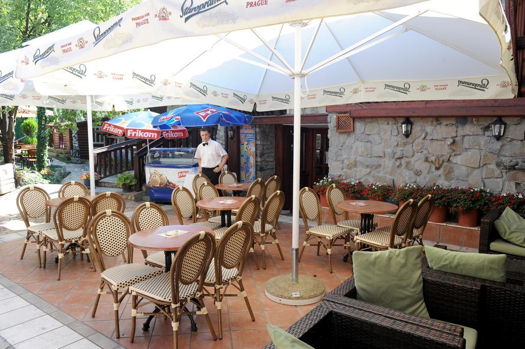 Hotel Centar Balasevic Belgrad Exteriör bild