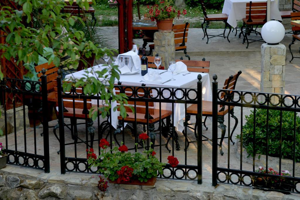 Hotel Centar Balasevic Belgrad Exteriör bild